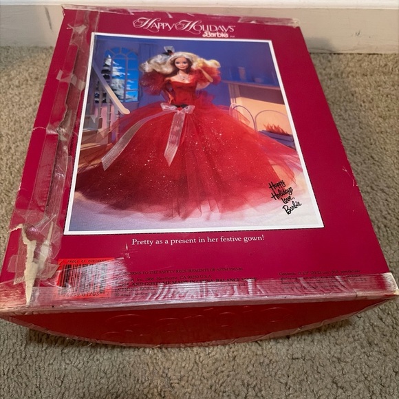 1988 HOLIDAY BARBIE MIB 1st Special Edition Christmas Mattel Doll Red  Vintage